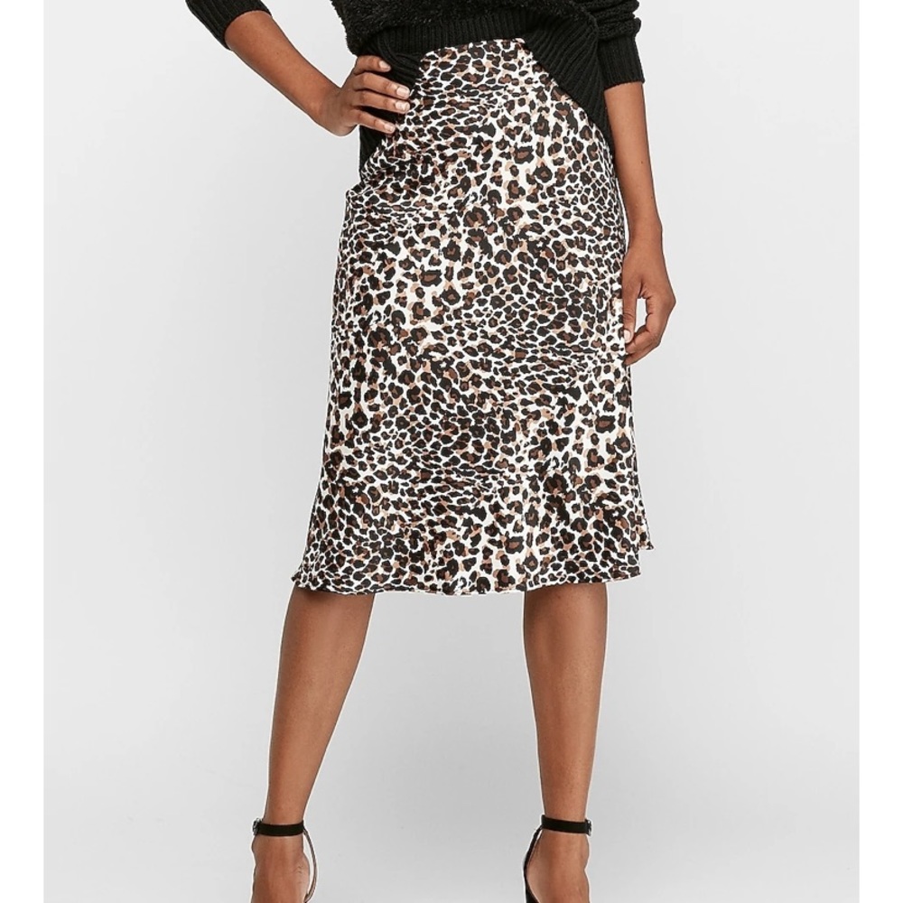 NWT Express High Waisted Satin Mini Skirt
